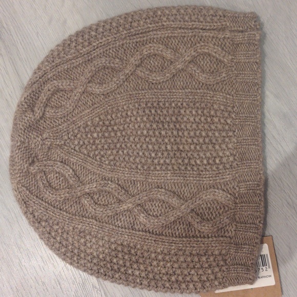 AVOCA wool hat,scarf and arm warmer bundle - Picture 3 of 11